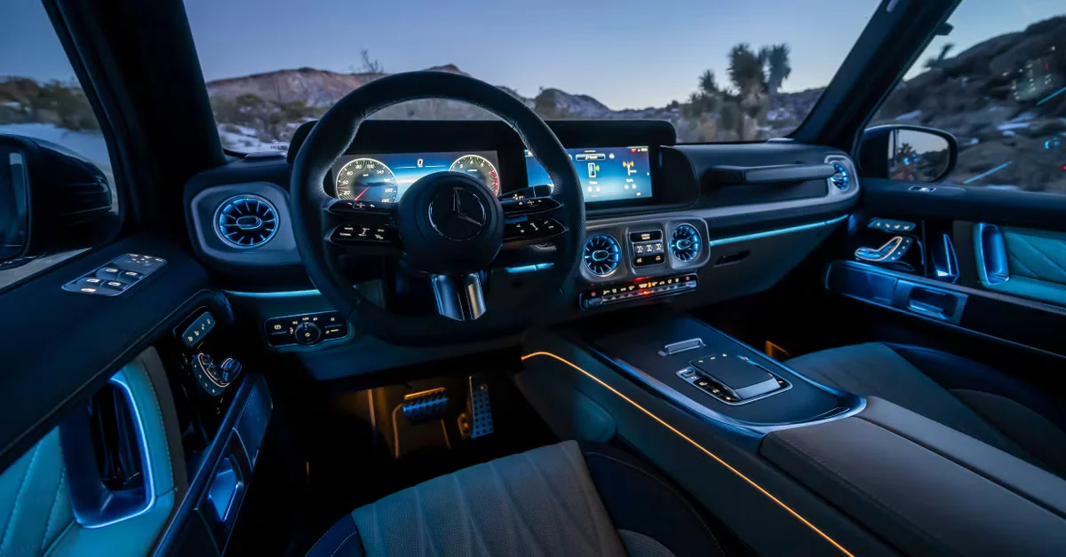 Я завантажив 829-сторінковий посібник Mercedes G-Class до Claude і знайшов 3 приховані функції