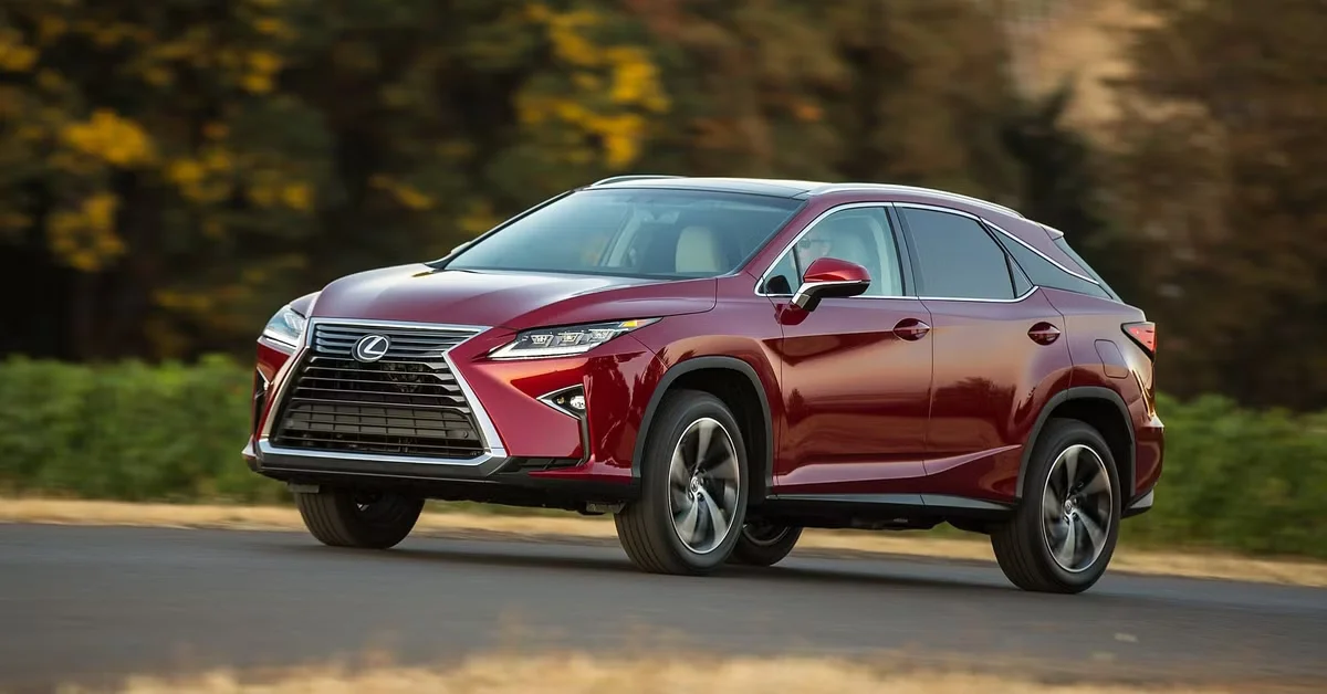 Цей броньований розкішний SUV Lexus тепер коштує менше, ніж базовий Toyota RAV4
